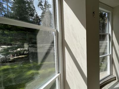 гильотинные окна алюминиевые